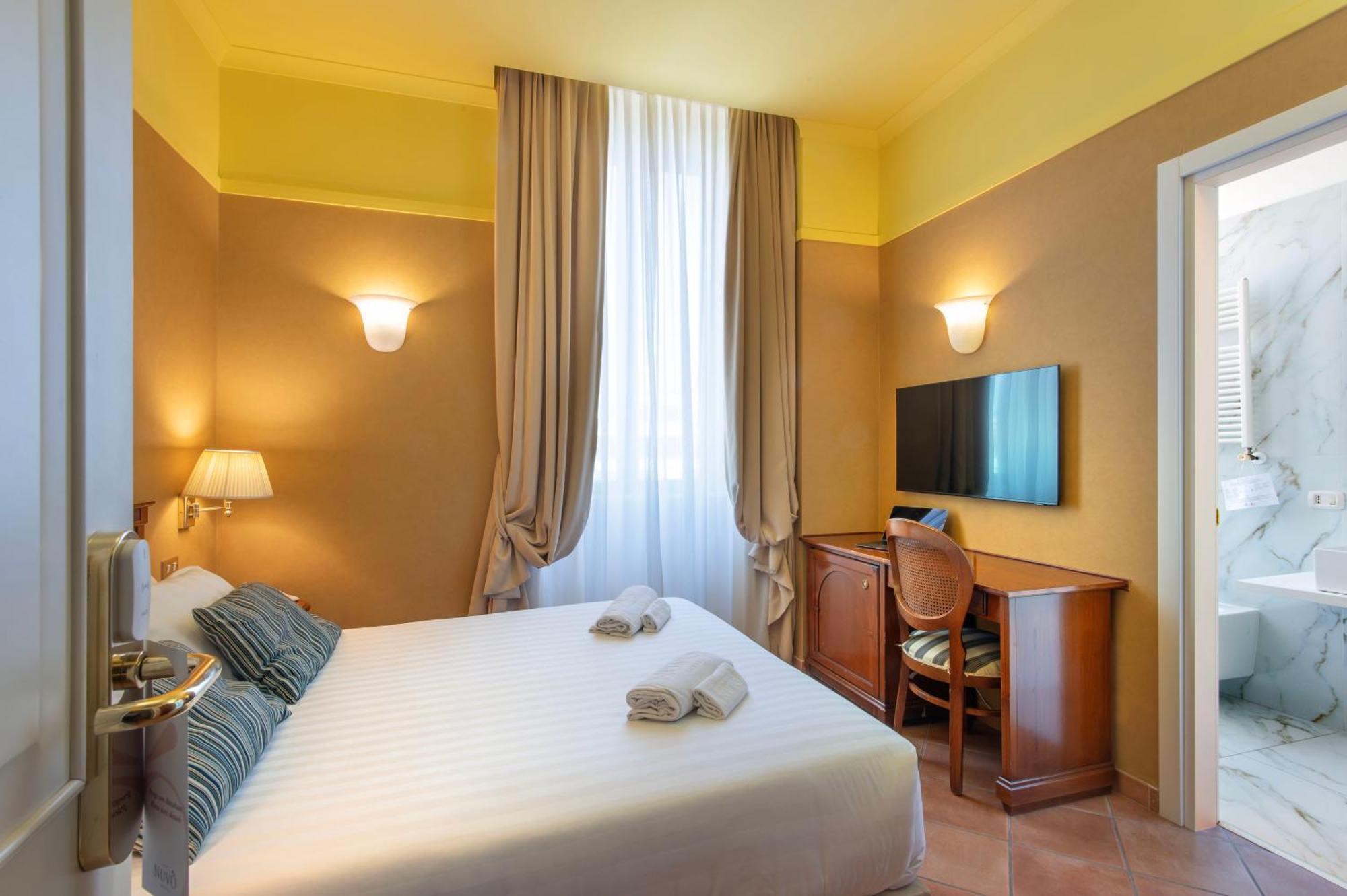 Nuvo Hotel
